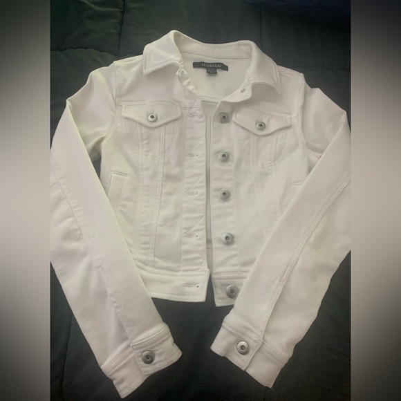 le chateau Jackets & Blazers - Le Chateau white denim jacket.